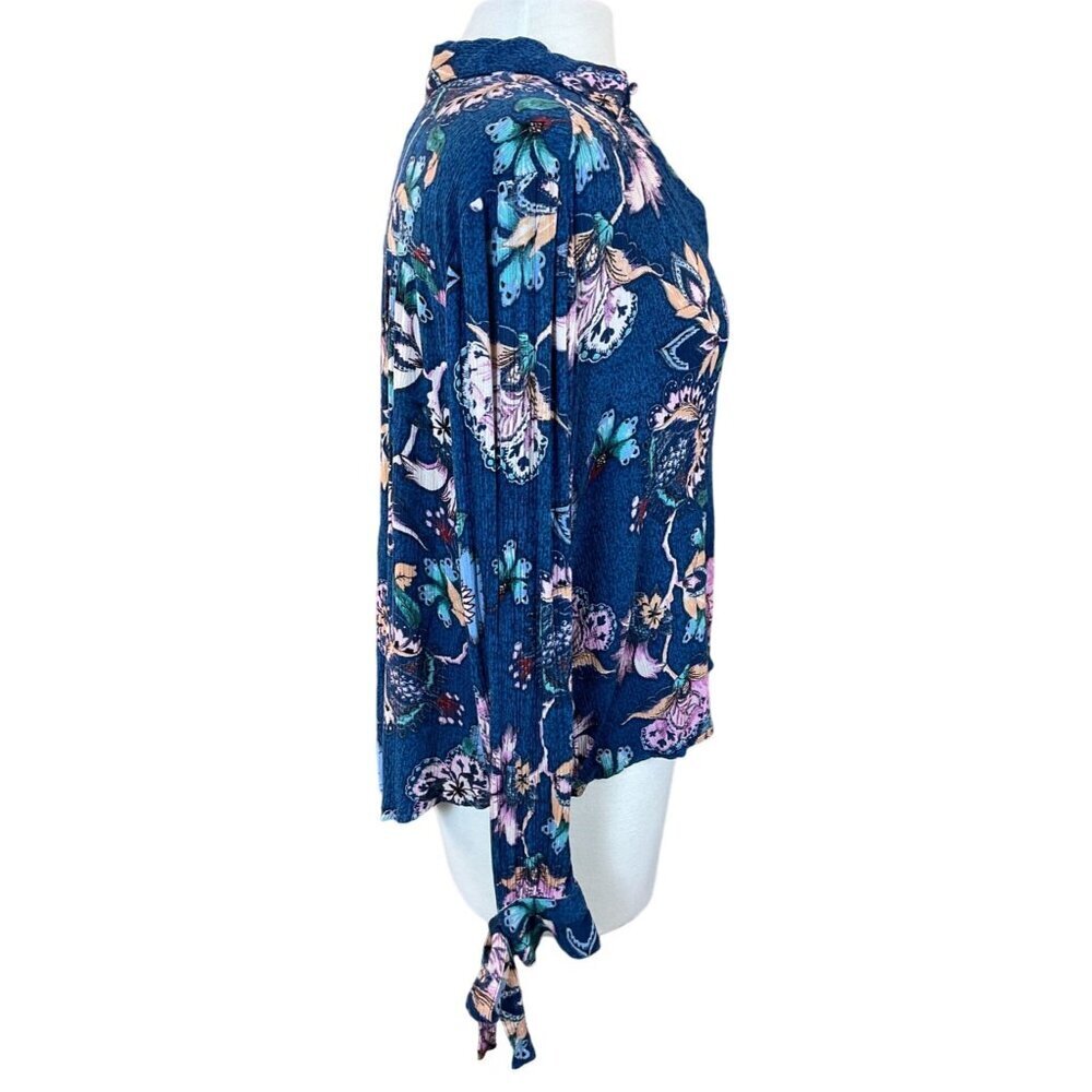 Vintage America Blues Floral Button-Up Blouse Tie Sleeves Vibrant Blues Pinks LG - Picture 5 of 10